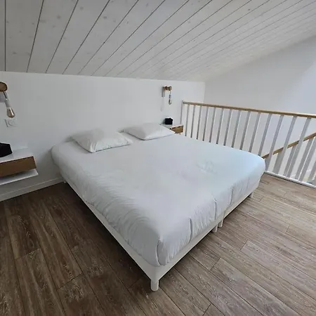 Newport & Beach Apartamento